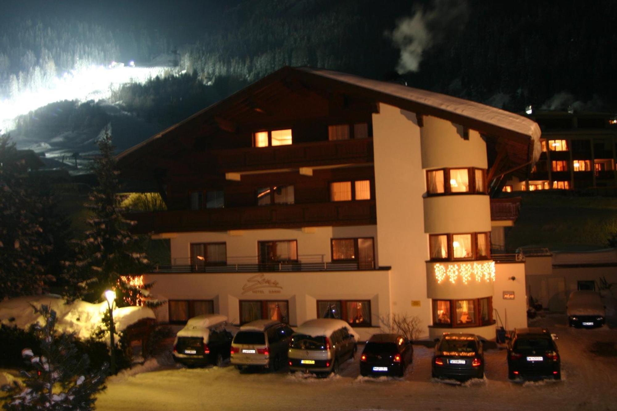Hotel Garni Senn Sankt Anton am Arlberg Buitenkant foto