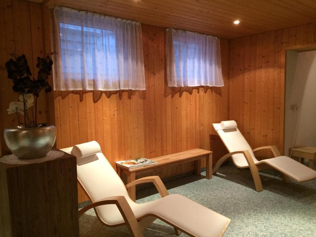 Hotel Garni Senn Sankt Anton am Arlberg Buitenkant foto